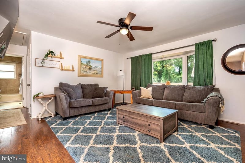 522 Kenora Dr, Millersville, MD 21108