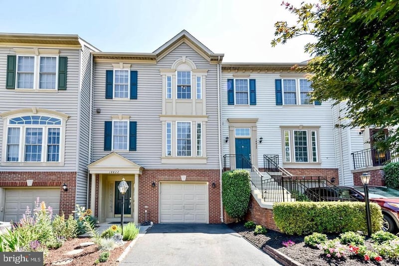 14422 Fowlers Mill Dr, Gainesville, VA 20155