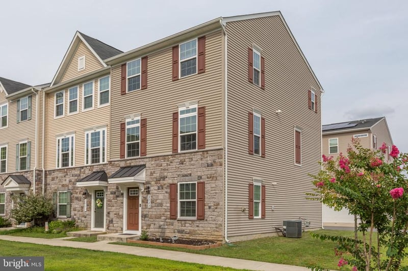 2723 Wheatland Way, Fredericksburg, VA 22408