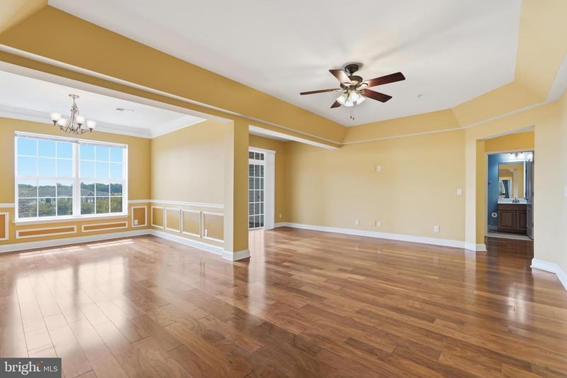 9202 Charleston Dr #402, Manassas, VA 20110