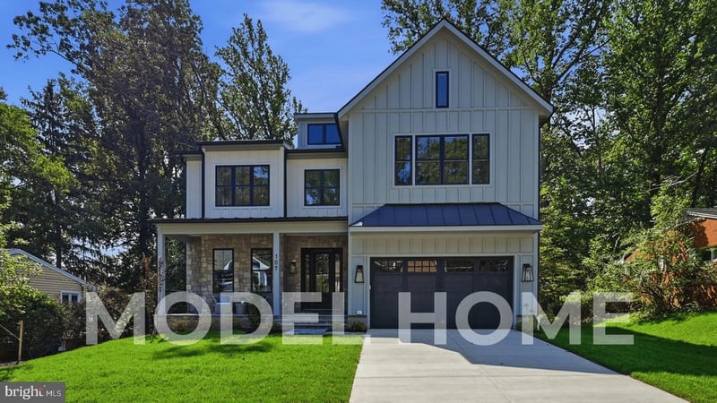 2228 Primrose Dr, Falls Church, VA 22046