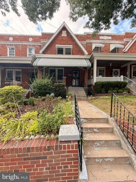 115 Longfellow St NW, Washington, DC 20011