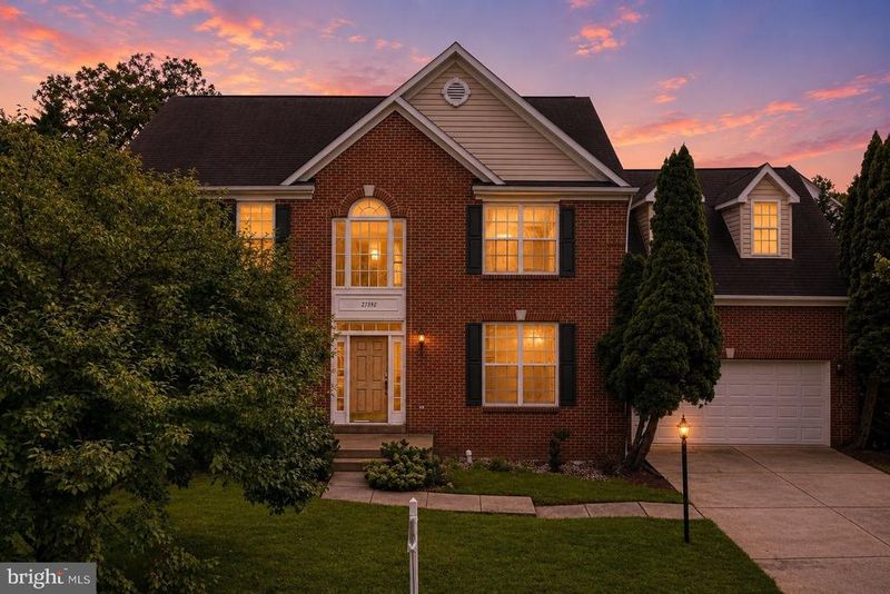 21392 Glebe View Dr, Broadlands, VA 20148