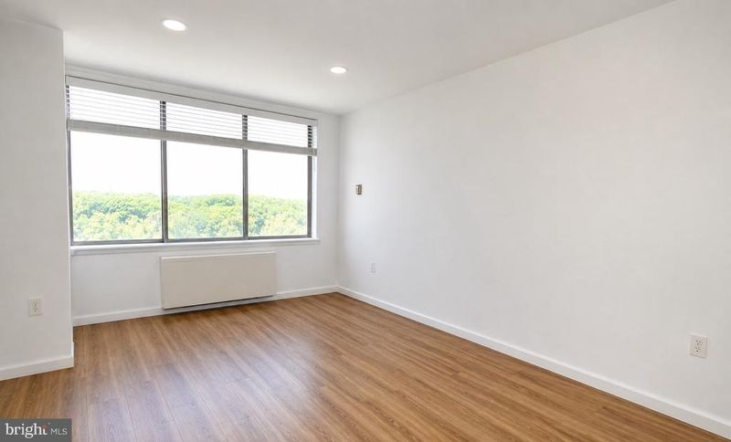 10201 Grosvenor Pl #1702, Rockville, MD 20852