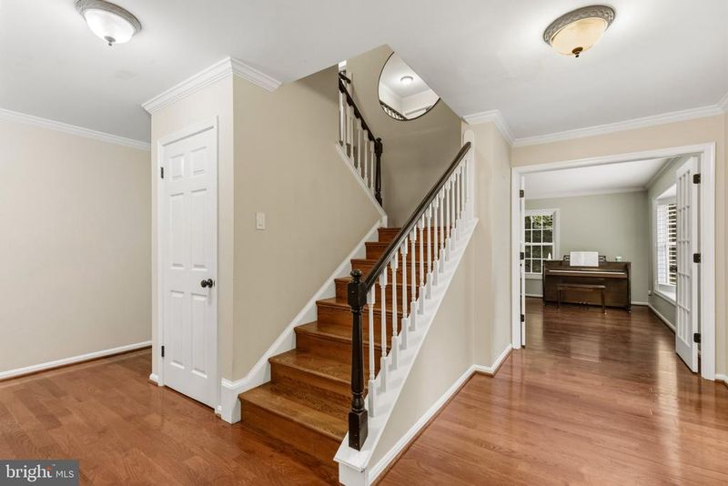 11800 Grey Birch Pl, Reston, VA 20191