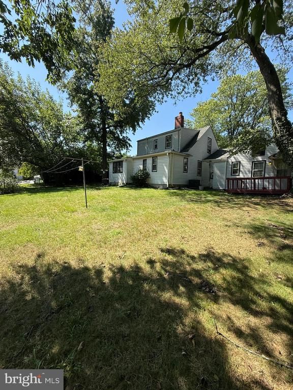 6701 Queens Rd, Alexandria, VA 22306