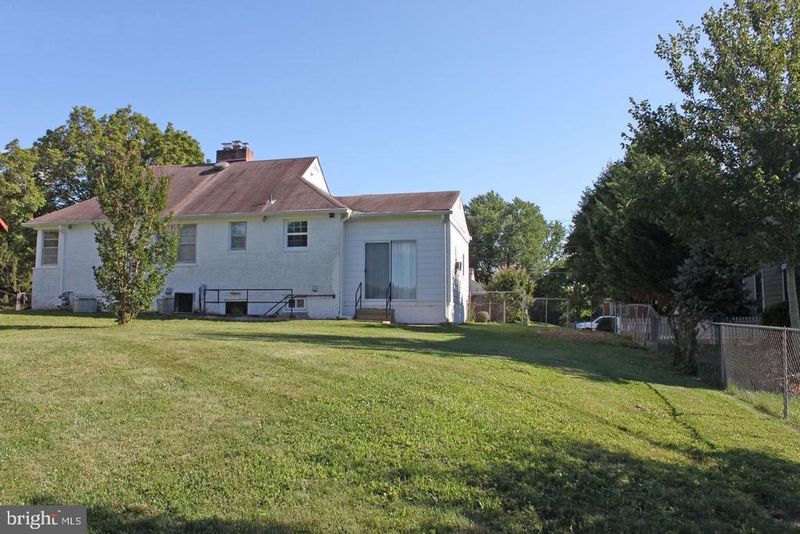 6528 Chesterfield Ave, Mclean, VA 22101