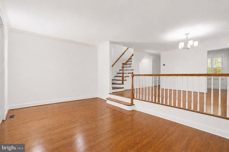 4422 Westover Pl NW, Washington, DC 20016