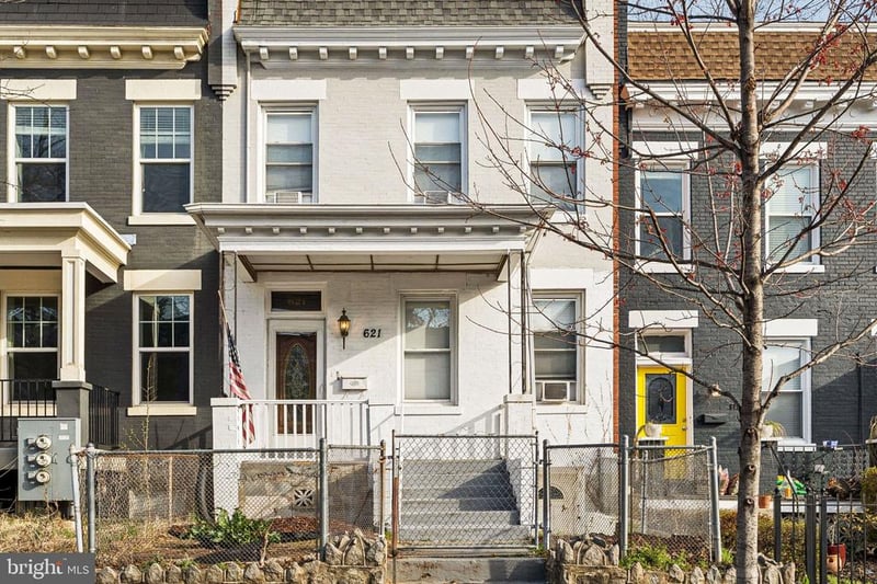 621 Kenyon St NW, Washington, DC 20010
