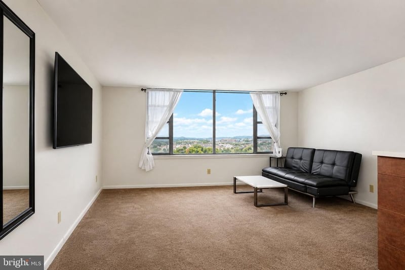 4600 Duke St #1122, Alexandria, VA 22304