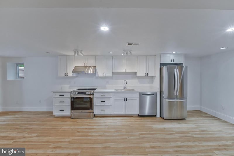4912-A Old Dominion Dr, Arlington, VA 22207