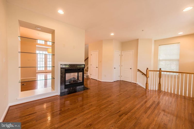 9829 Solar Crse, Laurel, MD 20723