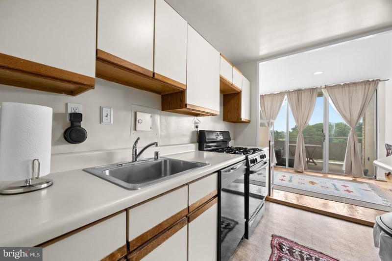 6641 Wakefield Dr #615, Alexandria, VA 22307