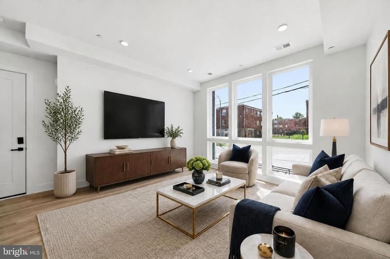 2105 M St NE #5, Washington, DC 20002