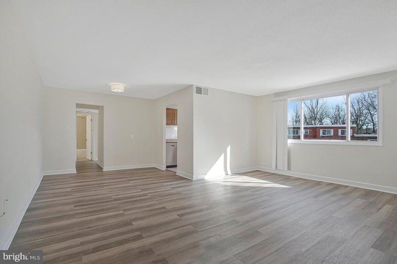 3823 Hamilton St #B-204, Hyattsville, MD 20781