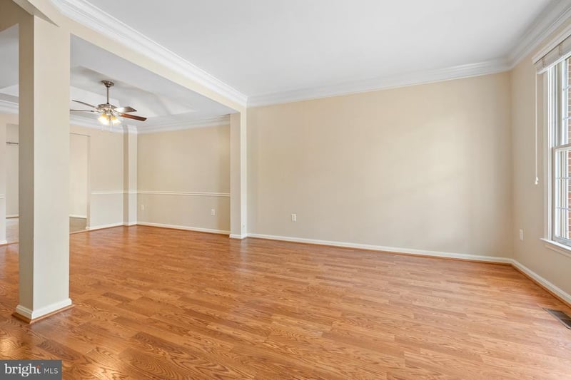 6106 Franconia Commons Ct, Alexandria, VA 22310