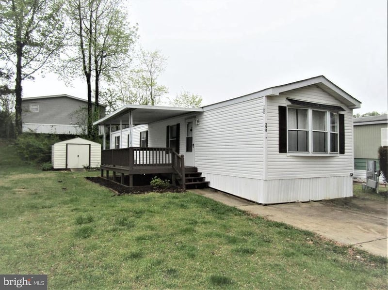 298 Rips Dr, Lothian, MD 20711