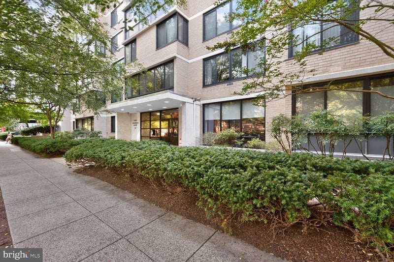 2030 F St NW #410, Washington, DC 20006