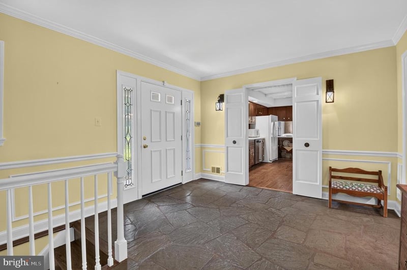 8501 Warde Ter, Potomac, MD 20854