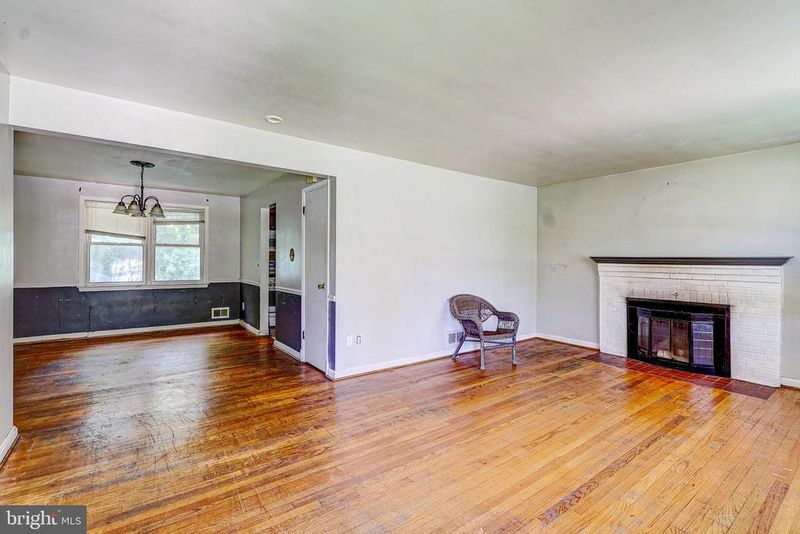 3212 Lassie Ave, Suitland, MD 20746