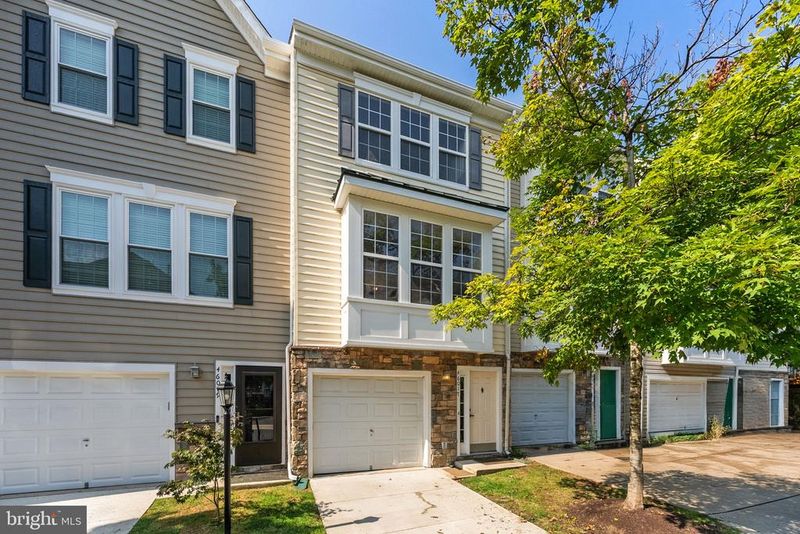 46017 Caraway Ter, Sterling, VA 20166