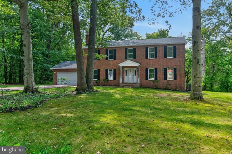 881 Chinquapin Crest Dr, Harwood, MD 20776