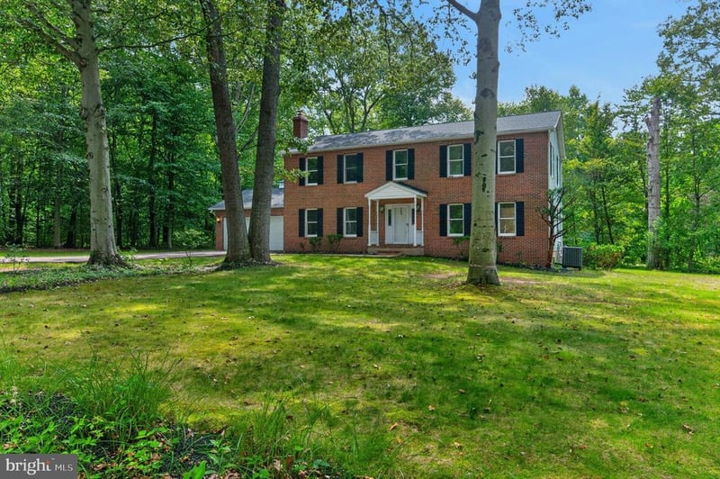 881 Chinquapin Crest Dr, Harwood, MD 20776