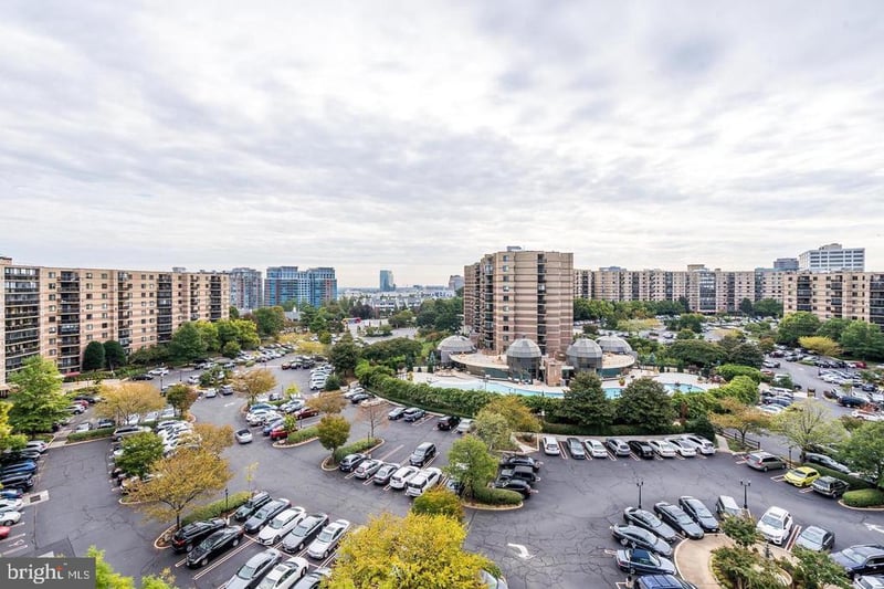 8370 Greensboro Dr #510, Mclean, VA 22102