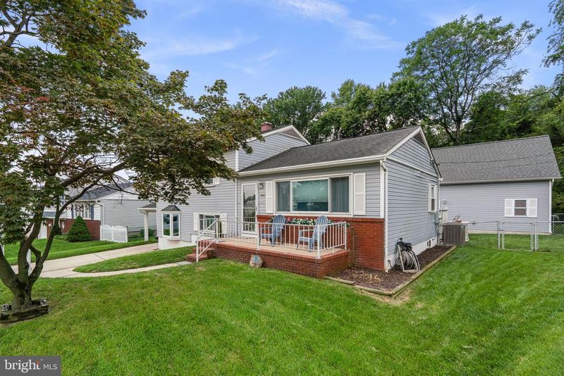 705 Baylor Rd, Glen Burnie, MD 21061