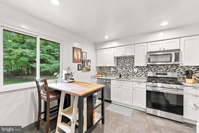 5524 Bluecoat Ln, Columbia, MD 21045
