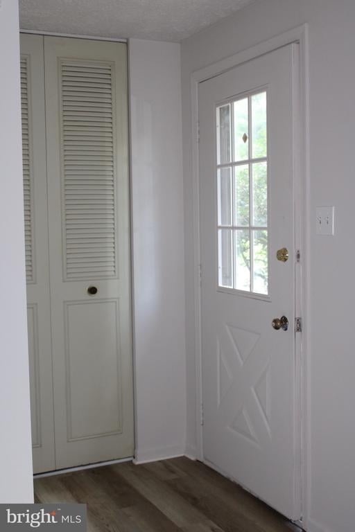 14613 Olde Kent Rd, Centreville, VA 20120