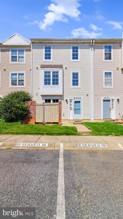 8029 Harbor Tree Way, Montgomery Village, MD 20886