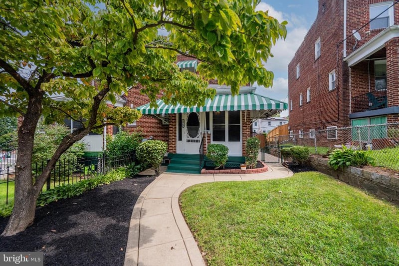 4463 Alabama Ave SE, Washington, DC 20019
