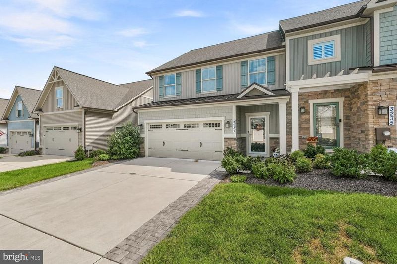 3237 Thornapple Dr, Frederick, MD 21704