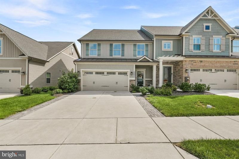 3237 Thornapple Dr, Frederick, MD 21704