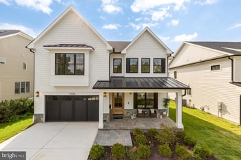 9508 Forest Rd, Bethesda, MD 20814