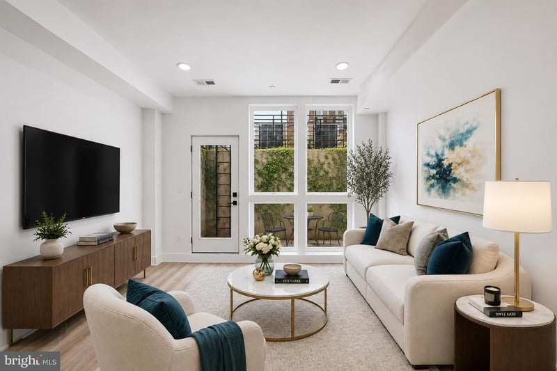 2105 M St NE #3, Washington, DC 20002