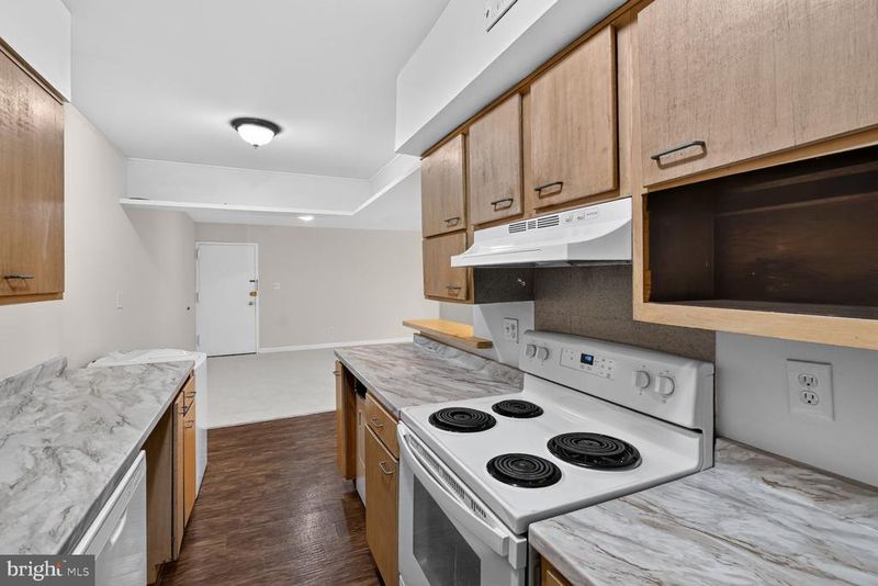 5901 Kingsford Rd #442, Springfield, VA 22152
