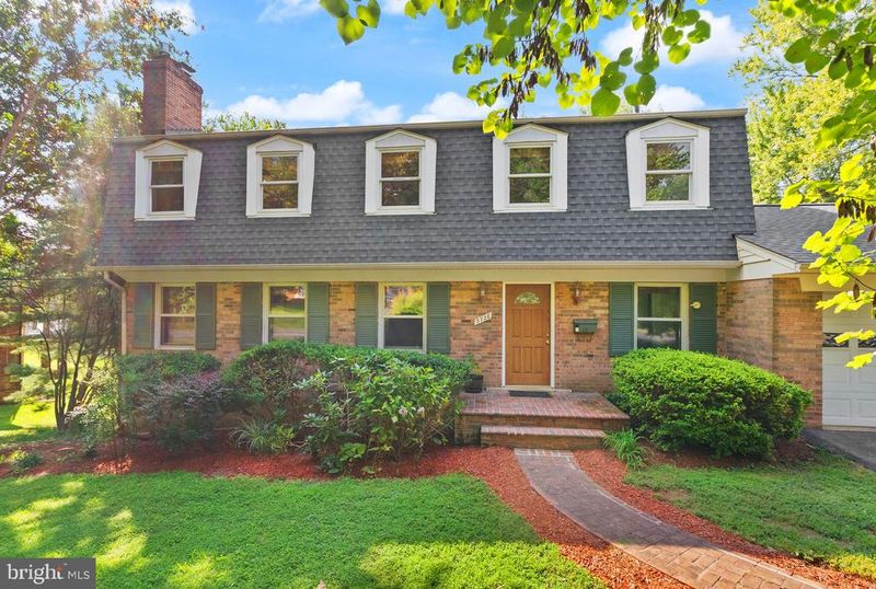 3728 Prince William Dr, Fairfax, VA 22031