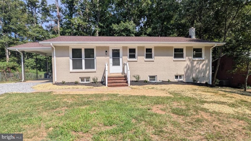 15 Winston Pl, Fredericksburg, VA 22405