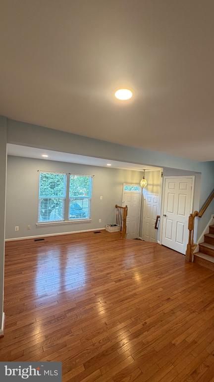23065 Potomac Hill Sq, Sterling, VA 20166