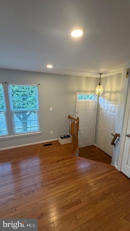 23065 Potomac Hill Sq, Sterling, VA 20166