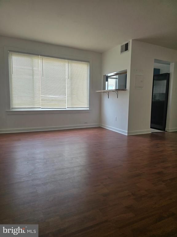 705 Brandywine St SE #201, Washington, DC 20032