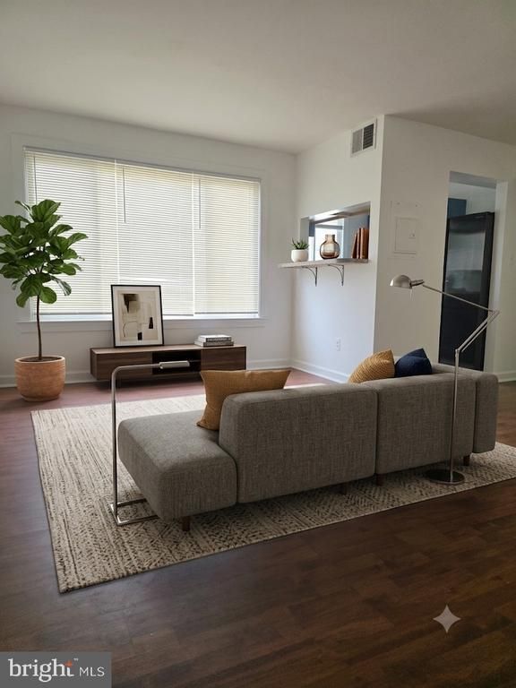 705 Brandywine St SE #201, Washington, DC 20032