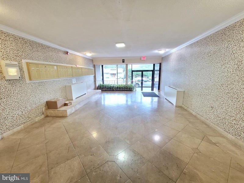 8308 Flower Ave #203, Takoma Park, MD 20912