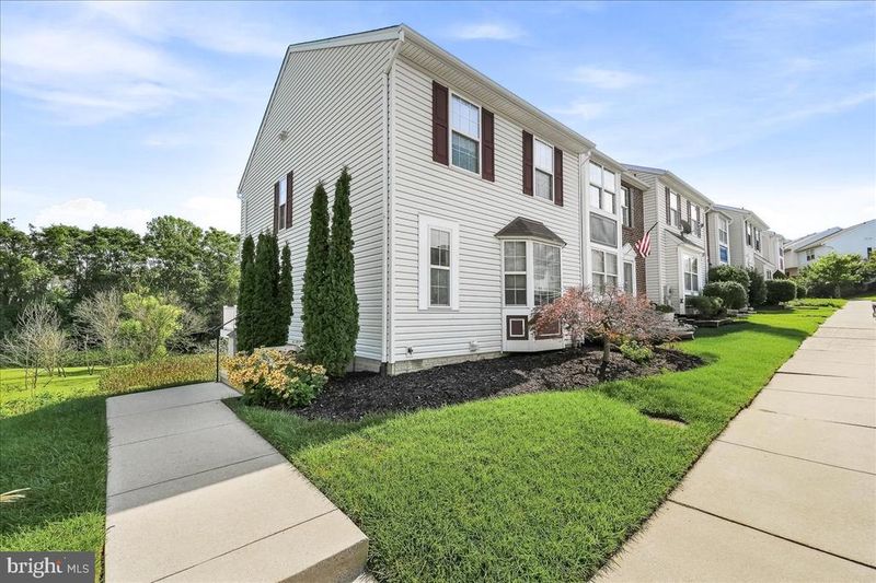 5631 Tessie Ct, New Market, MD 21774