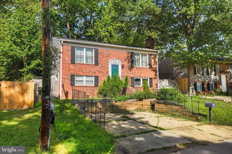 908 Cypresstree Pl, Capitol Heights, MD 20743