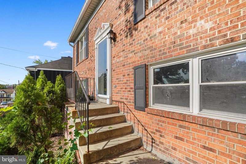 908 Cypresstree Pl, Capitol Heights, MD 20743