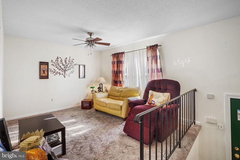 908 Cypresstree Pl, Capitol Heights, MD 20743