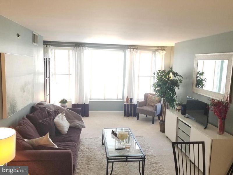 601 Pennsylvania Ave NW #703, Washington, DC 20004